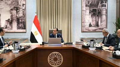 رئيس الوزراء يتابع الموقف التنفيذي للمبادرة الرئاسية “الرواد الرقميون”