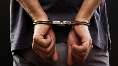 “فسخ الخطوبة يتحول لمأساة”.. سائق يطعن خطيبته طعنات نافذة بالمعصرة بسبب قرار الانفصال