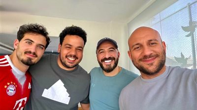 صورة جديدة لأحمد مكي مع مجدي الهواري ومصطفى غريب تشعل السوشيال ميديا