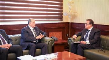 وزير الصحة يستقبل نقيب المحامين لبحث تعزيز الرعاية الصحية لـ600 ألف محامٍ وأسرهم