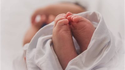 صرخة وسط القمامة.. الأمن يكثف جهوده لكشف لغز رضيع أوسيم
