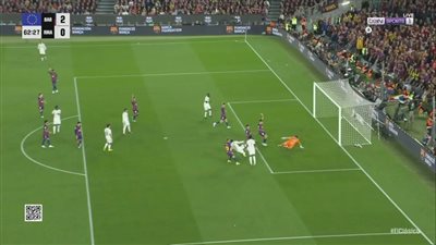 ريال مدريد.. جود بيلينجهام يسجل الهدف الأول لـ ريال مدريد في مرمى برشلونة بالدوري الإسباني وإلغائه بسبب التسلل