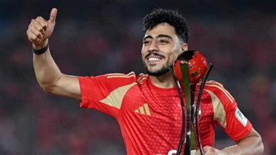 عودة أكرم توفيق تقترب.. اتفاق متقدم بين اللاعب والأهلي