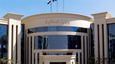 قرار وزاري.. إبعاد 3 أشخاص عن البلاد لأسباب تتعلق بالصالح العام