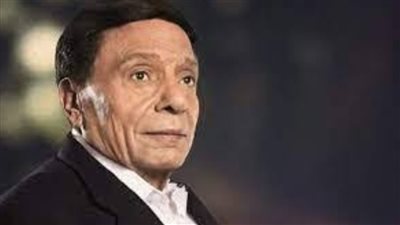 شكر على كل حاجة عملتهالي.. أحمد التهامي يوجه رسالة مميزة لـ عادل إمام في عيد ميلاده| خاص