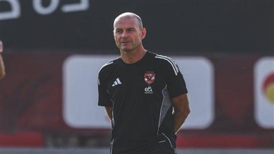 أحمد شوبير يفجر مفاجأة مدوية بشأن عقد توروب مع الأهلي