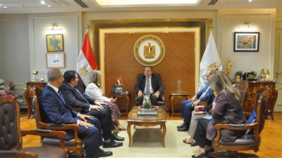وزير التعليم العالي يبحث إنشاء فرع لجامعة بورنموث البريطانية في مصر وتعزيز التعاون الأكاديمي
