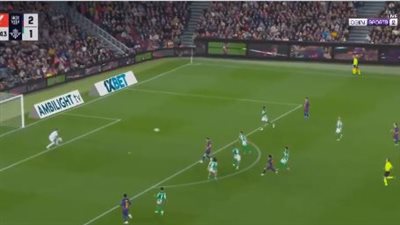 برشلونة.. جواو كانسيلو يسجل الهدف الثالث لـ برشلونة في مرمى ريال بيتيس بالدوري الإسباني
