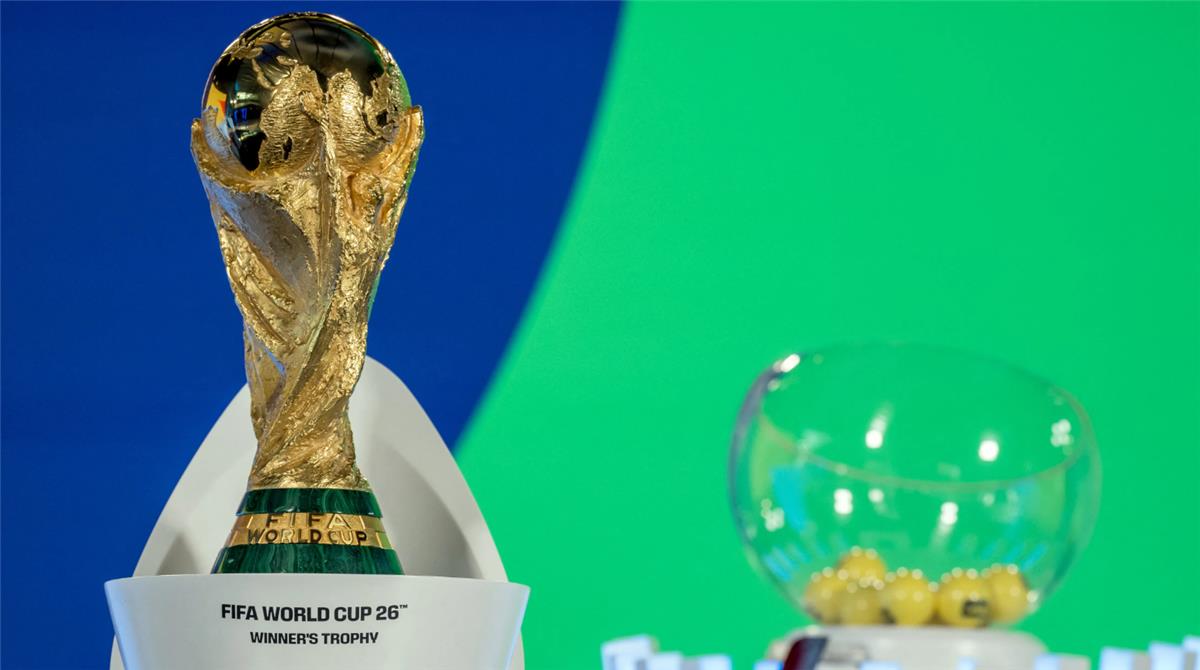 بسبب مراهنات مشبوهة.. فتح تحقيق عاجل مع لاعبين يشاركان في كأس العالم