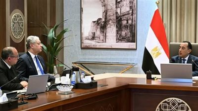 رئيس الوزراء يتابع استعدادات بدء المرحلة الثانية من المبادرة الرئاسية “حياة كريمة”