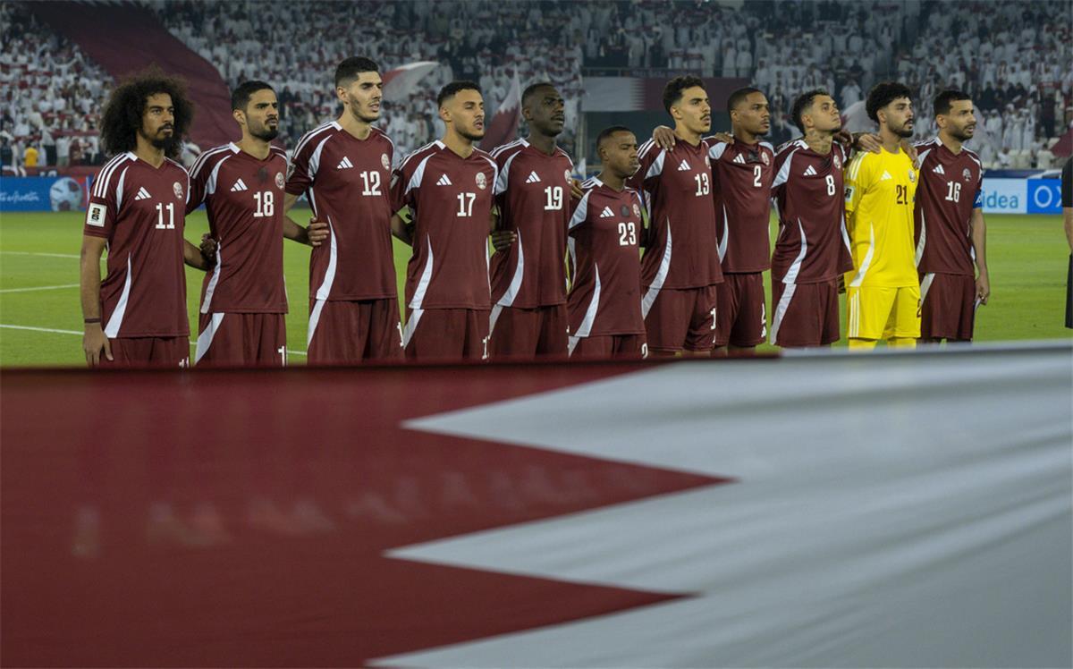 حكم مباراة قطر وكندا في كأس العالم