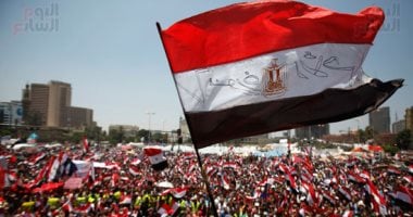 فى ذكرى 30 يونيو.. كيف نجحت الدولة المصرية فى إسقاط مشروع جماعة الإخوان وإجهاض مخططات الفوضى.. الثورة حافظت على مؤسسات الدولة الوطنية واستعادة الاستقرار السياسى والأمنى.. والتنظيمات المتطرفة تلقت هزيمة قاسية