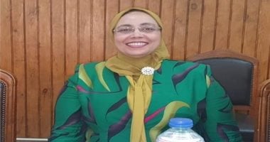 عميد تجارة القاهرة: إعلان نتائج امتحانات نهاية العام خلال أسبوعين.. رفع درجات 3 مواد بعد شكاوى طلابية.. تبادل طلابى مرتقب مع جامعات ألمانية.. استضافة 40 رائد أعمال من الصين وتعزيز جاهزية الطلاب لسوق العمل