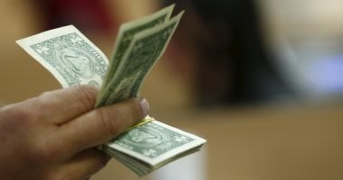 تفاصيل التحقيقات مع متهمين بالإتجار غير المشروع في العملة