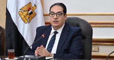 رئيس جامعة القاهرة: مسيرة كلية الحقوق صنعت ملامح الحياة القانونية فى مصر