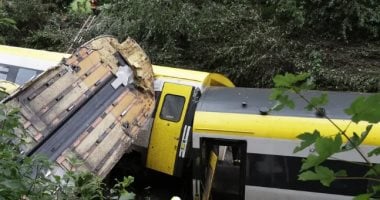 جهود لرفع عربات قطار 919 بكفر الزيات.. وتشغيل خط مقابل لاستمرار الحركة