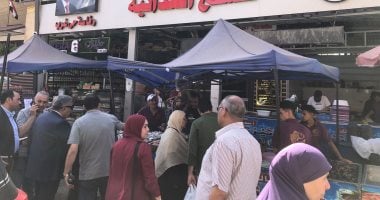 محافظ الدقهلية يتفقد المعرض الدائم للسلع الغذائية بحى غرب المنصورة