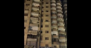 إخلاء عقارين آيلين للسقوط بالجيزة حفاظًا على أرواح السكان.. فيديو