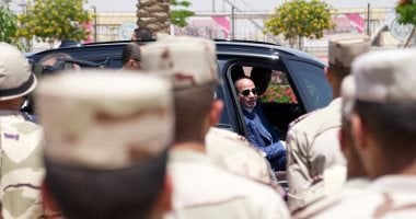 الرئيس السيسي يؤكد لطلاب الأكاديمية العسكرية ضرورة بذل أقصى جهد