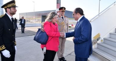 نشاط مكثف للرئيس السيسى خلال فعاليات قمة مجموعة السبع بفرنسا.. غداء عمل تحت عنوان “مواجهة الأزمات وضمان الاستقرار فى الشرق الأوسط”.. ولقاءات مع ترامب والمستشار الألمانى ورئيس البرازيل