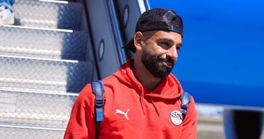 محمد صلاح يبدأ برنامجا علاجيا ويقترب من اللحاق بمباراة مصر وأستراليا