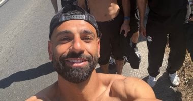 محمد صلاح يوثق تلاحم نجوم المنتخب في شوارع أمريكا.. صورة