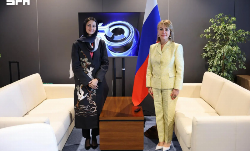 سارة بنت بندر تبحث مع وزيرة الزراعة الروسية التوجهات الإستراتيجية لمجلس التمور