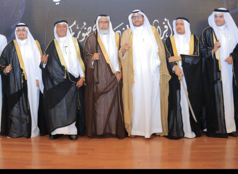 الزميل محمد علي الزهراني يحتفي بزواج نجله المهندس “رياض”