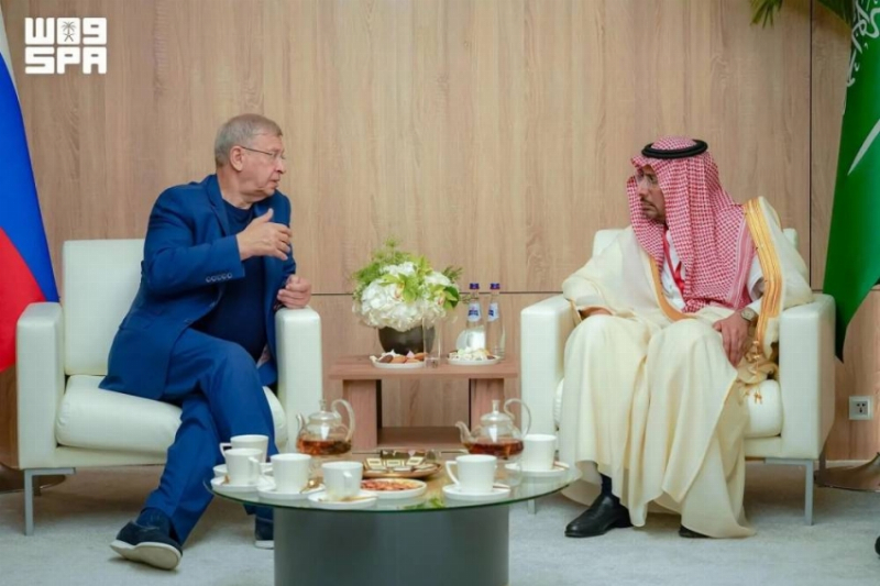 الخريّف يبحث تعزيز التعاون الصناعي مع “sistema”