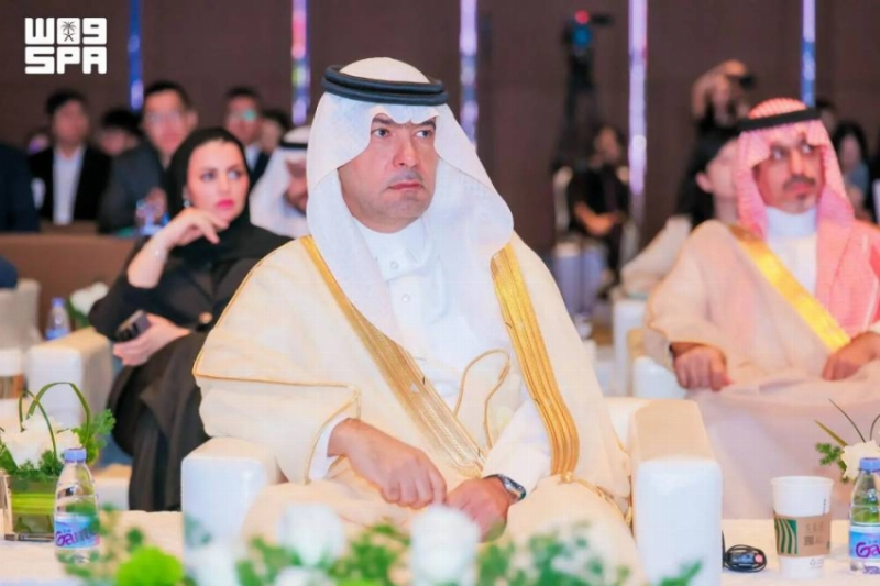 الحقيل يرعى توقيع (6) اتفاقيات ويشهد ترسية مشاريع سكنية بقيمة 1.9 مليار ريال خلال زيارته للصين