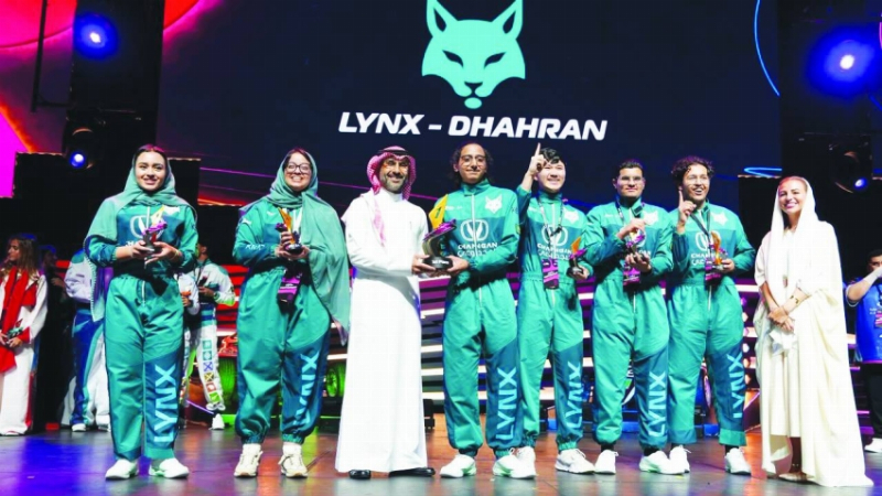 فريق لينكس LYNX يحقق المركز الأول متأهلا لبطولة سباق STEM العالمية