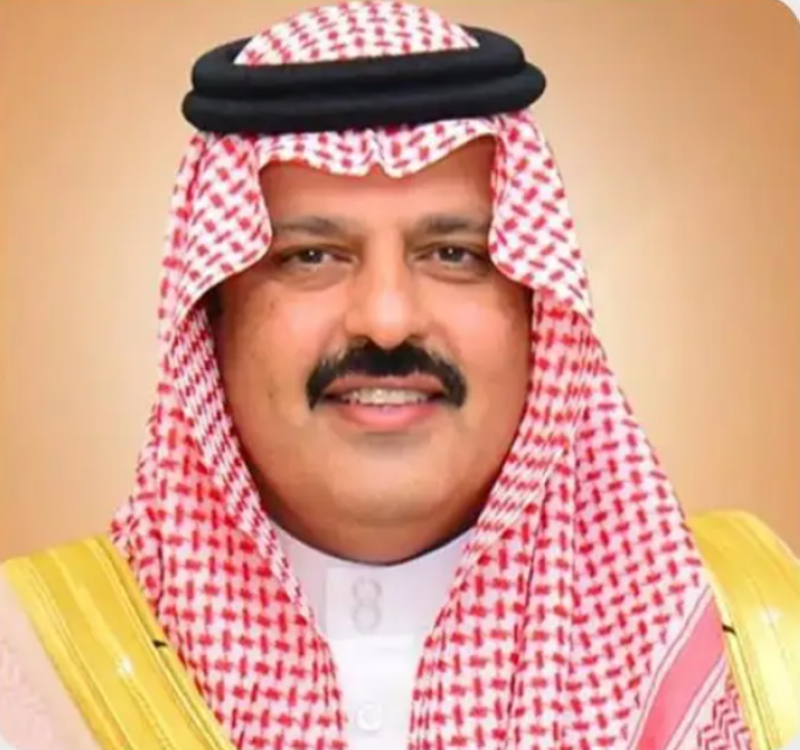 أمير حائل ونائبه يقدّمان واجب العزاء لأسرة الفراج