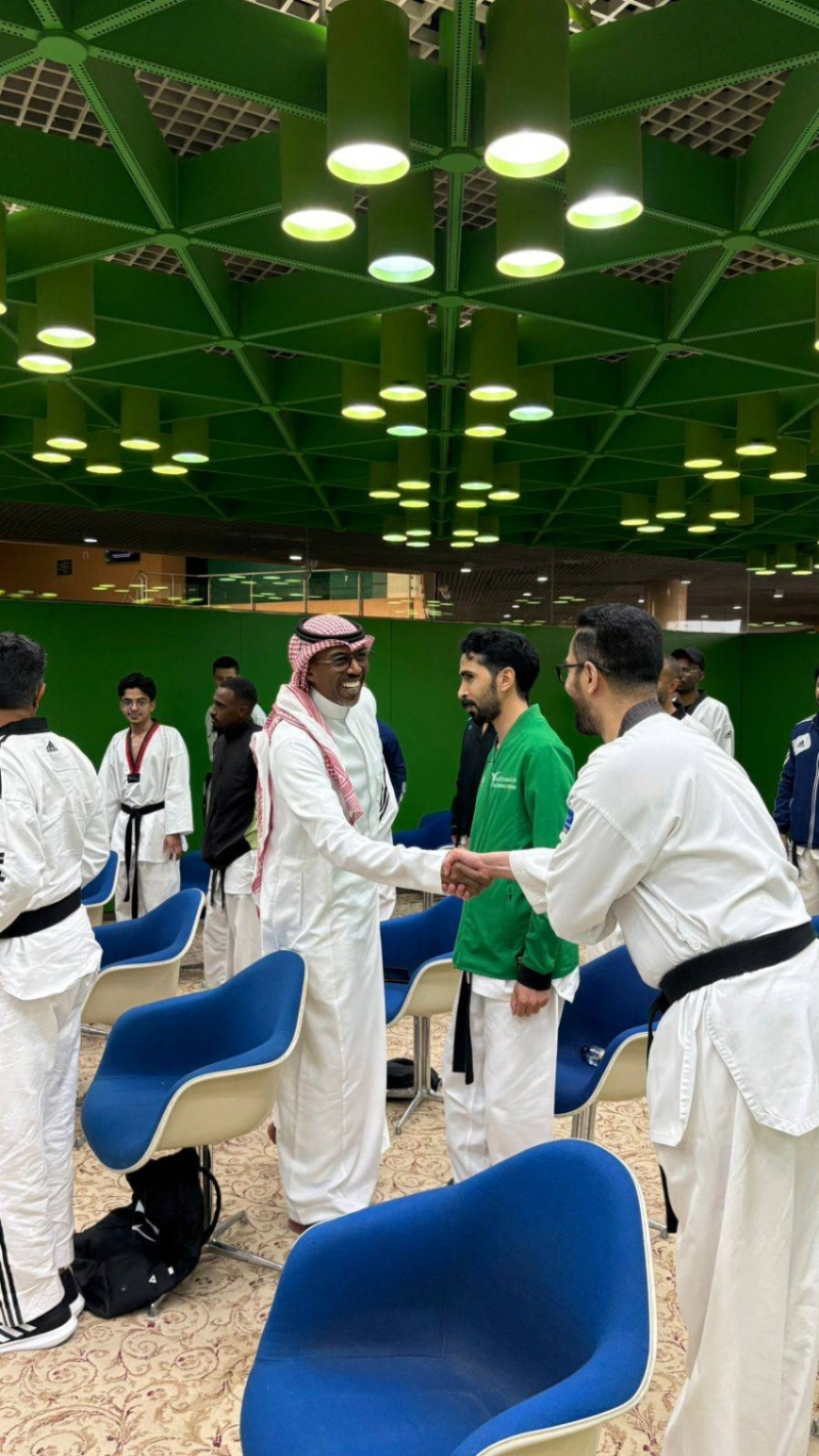 تأهيل 25 مدربًا في ختام دورة المدربين التمهيدية للتايكوندو بالرياض