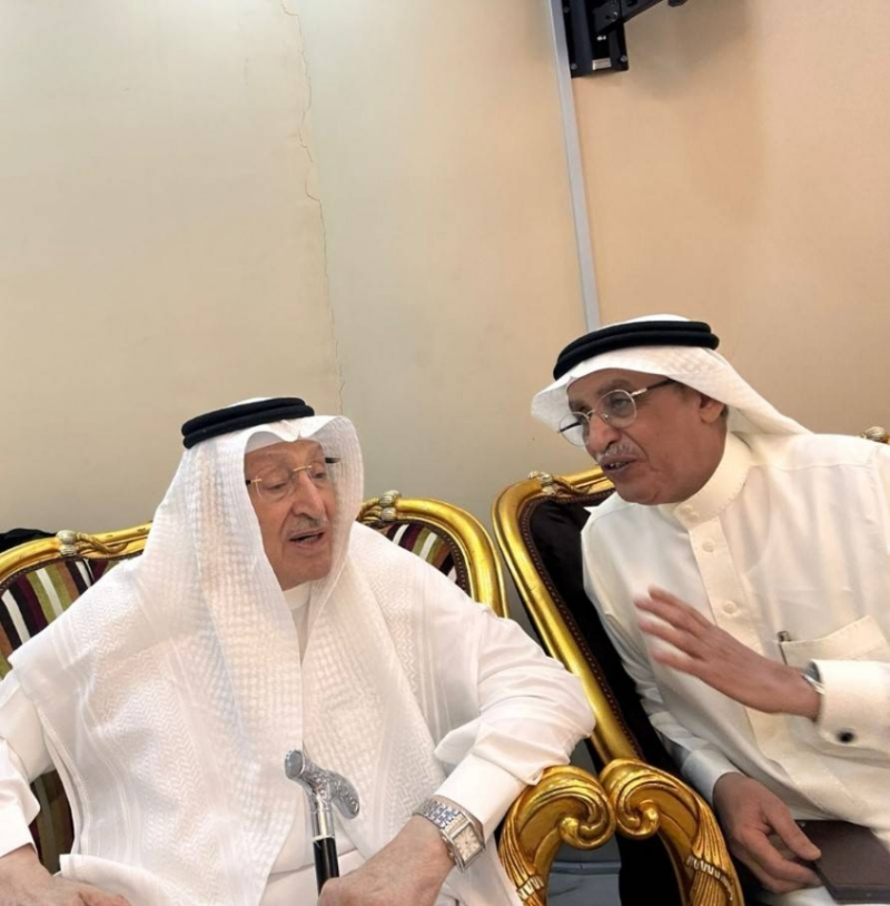 “صالون عبدالمنان” بجدة يكرّم مجموعة من الفنانين