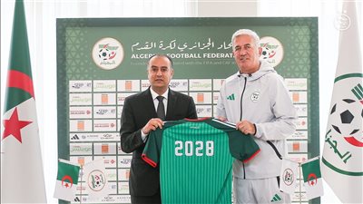 تجديد عقد السويسري بيتكوفيتش مدرب منتخب الجزائر لمدة عامين قادمين