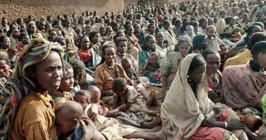 تدهور أوضاع النازحين فى السودان.. 72% من نازحى النيل الأبيض يقيمون فى العراء بدون خدمات.. ارتفاع الإصابات بجدرى القردة وسوء التغذية فى جبل مرة.. ومقتل وإصابة مدنيين فى قصف بمسيّرة على بلدة كبم بجنوب دارفور