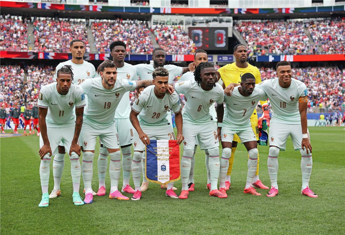 رجل مباراة المغرب وفرنسا في كأس العالم