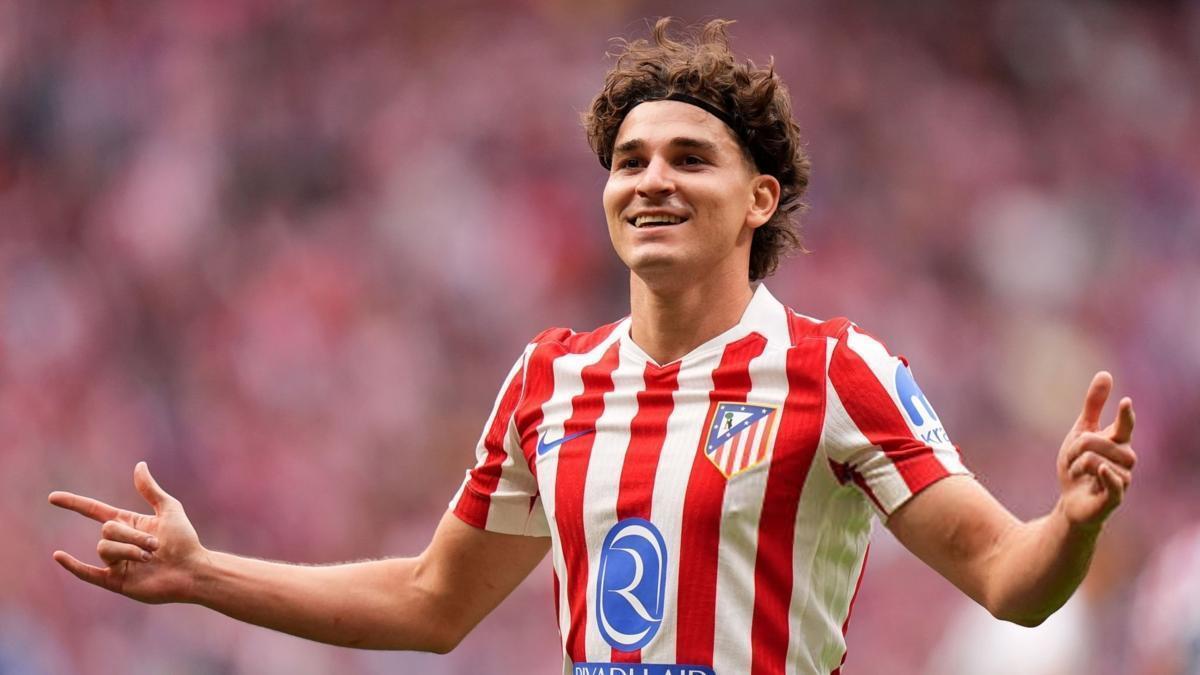 رئيس أتلتيكو مدريد: لابورتا يعلم أين سيلعب ألفاريز في الموسم المقبل