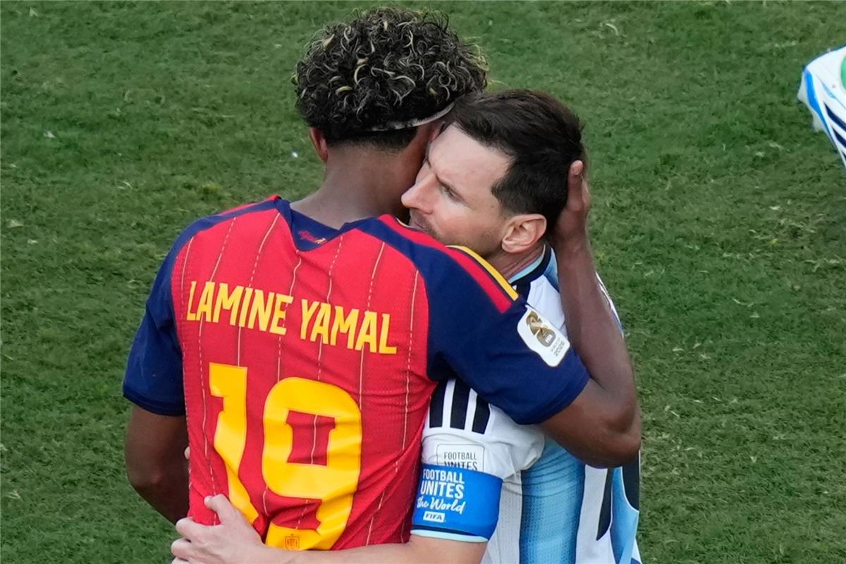 “تساوي ميدالية ذهب”.. لامين يامال يكشف كلمات ميسي له بعد نهائي كأس العالم