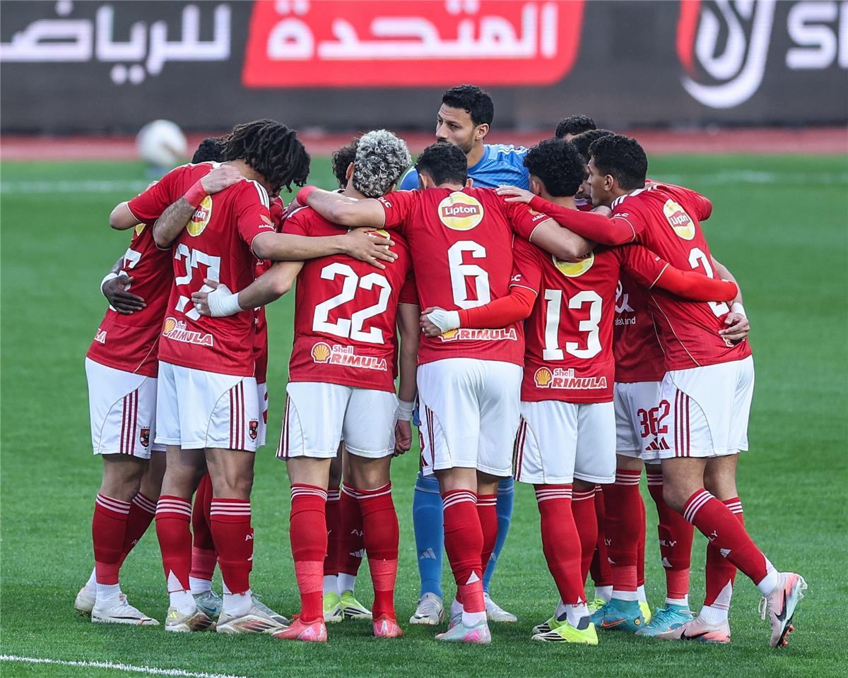 نجم الأهلي السابق يفسخ عقده ويقترب من العودة للدوري المغربي