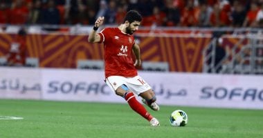 ذكري يوم الوفاء.. الأهلي يكرم أحد رجال الجيل الذهبي أيمن أشرف بحضور كولر