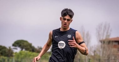 مانشستر سيتي يخطط لضم لاعب وسط برشلونة