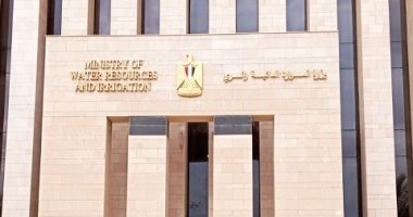 لتخفيف الأحمال وتقليل الانبعاثات.. الرى تتوسع فى تشغيل المحطات بالطاقة الشمسية