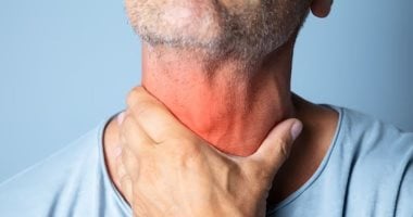7 علامات مبكرة لسرطان الفم.. لا تتجاهل البقع البيضاء وصعوبة البلع