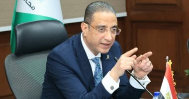 محافظ الجيزة يوجه بإحكام الرقابة على عمليات الحرق المكشوف للمخلفات