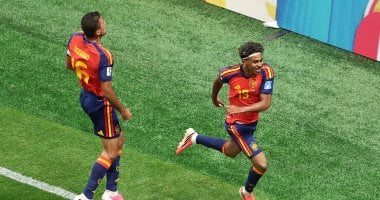 لامين يامال أساسيا فى تشكيل مباراة إسبانيا ضد النمسا فى كأس العالم