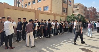 اليوم.. 10 آلاف طالب بالثانوية العامة يؤدون امتحان الفيزياء والتاريخ بأسوان
