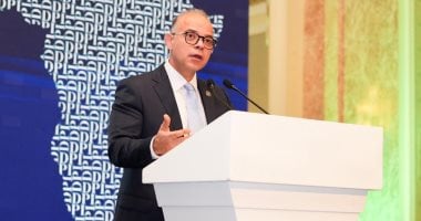 وزير الاستثمار والتجارة الخارجية يتفقد مصانع المنطقة الحرة العامة بالإسماعيلية