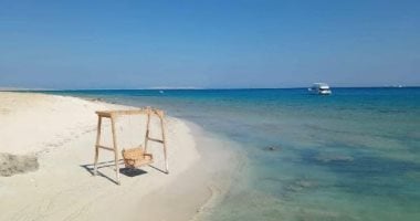 “مجاويش” جزيرة ساحرة تضم شواطئ رملية ومياه فيروزية جنوب الغردقة.. صور