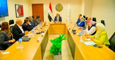 وزير التعليم يبحث مع أمين عام الاتحاد الدولي للرياضة المدرسية استضافة البطولات